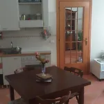 O Munaciell A Piazza Plebiscito Con Vista San Martino Appartamento *