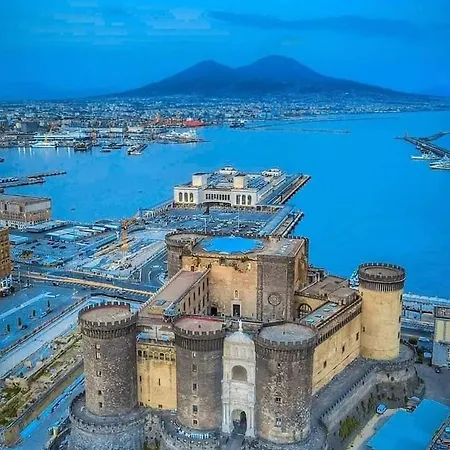 Appartamento O Munaciell A Piazza Plebiscito Con Vista San Martino
