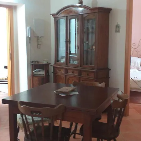 O Munaciell A Piazza Plebiscito Con Vista San Martino Appartement